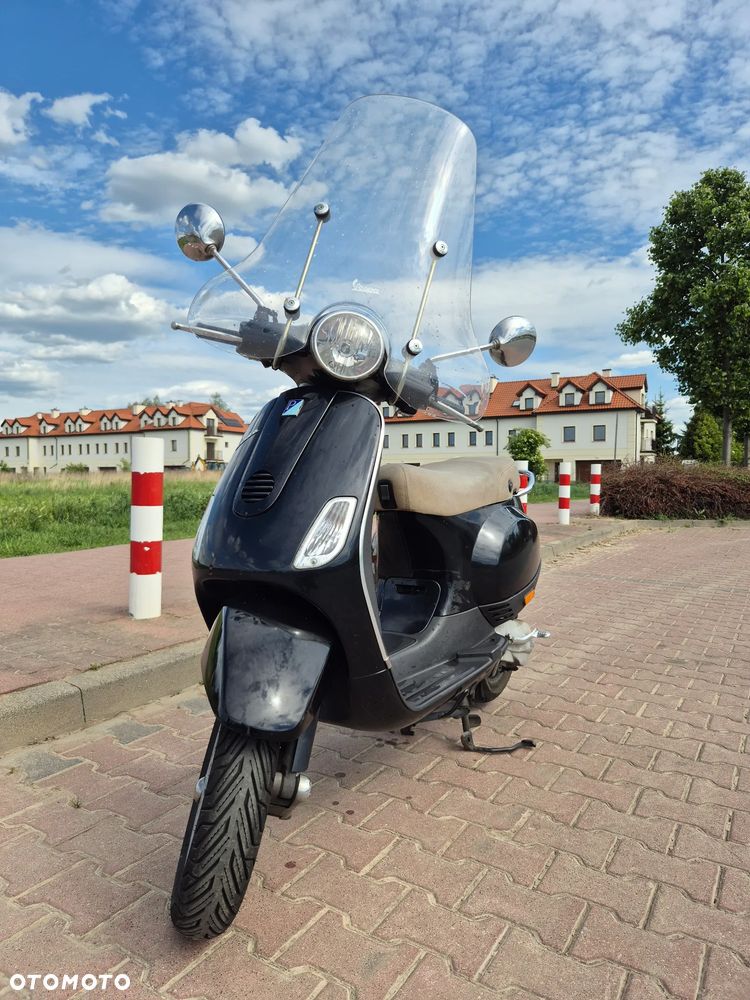 Piaggio Vespa - 1