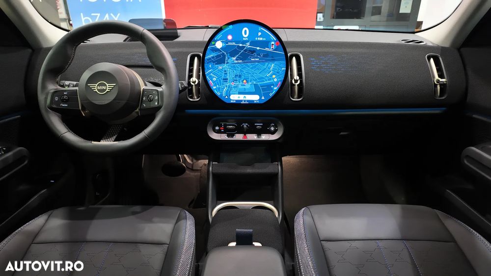 Mini Countryman S ALL4 Classic Trim - 16