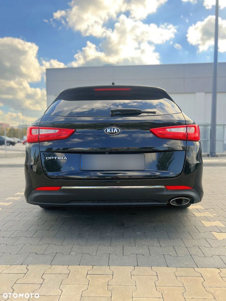 Kia Optima - 12