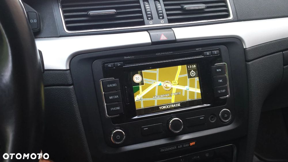 Skoda Superb 2.0 TDI Ambition - 6
