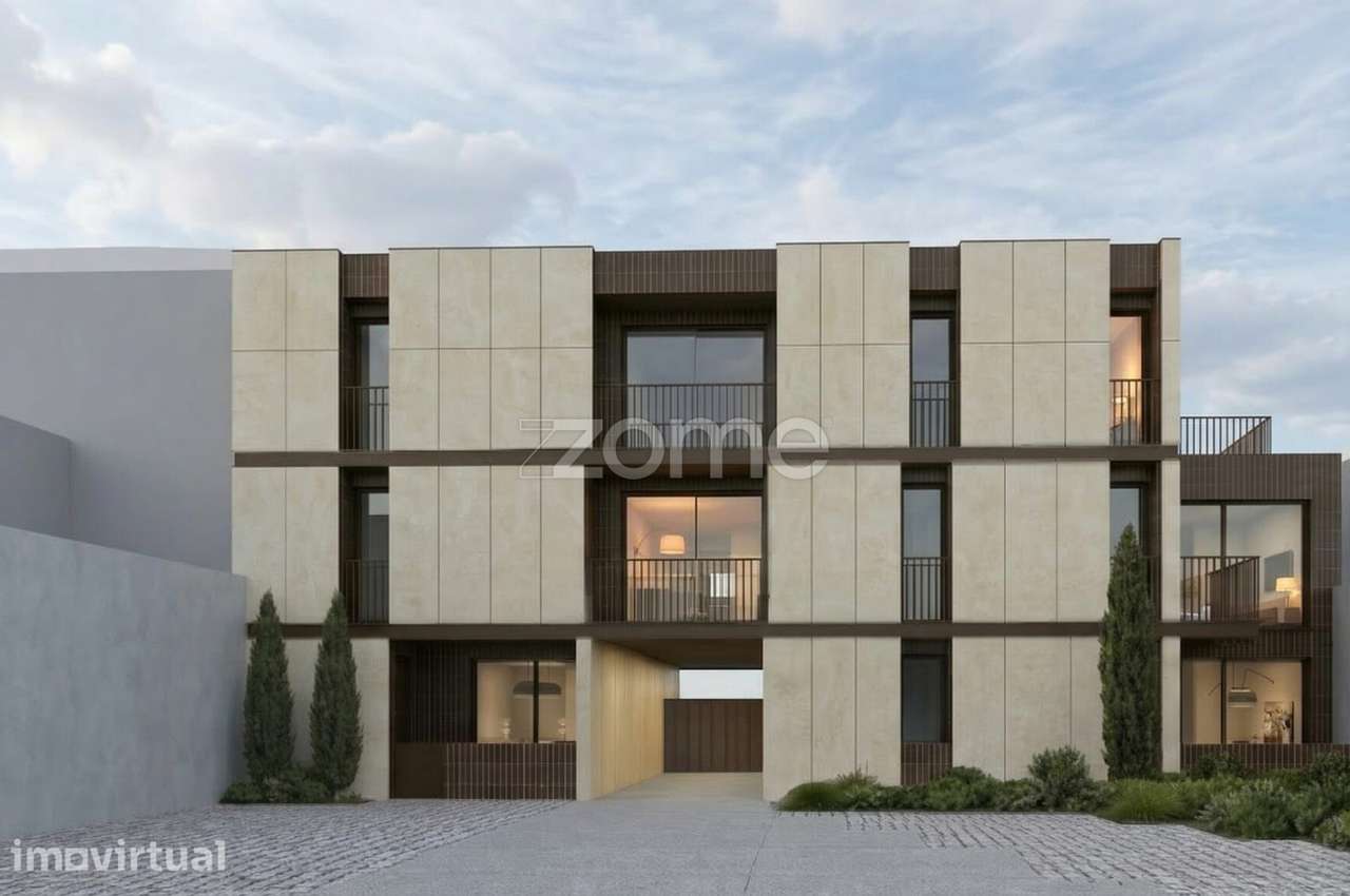 RUÍNAS COM PROJETO APROVADO PARA 10 APARTAMENTOS - Grande imagem: 3/18