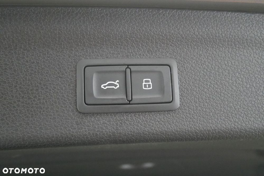 Audi Q3 2.0 TDI S tronic - 17