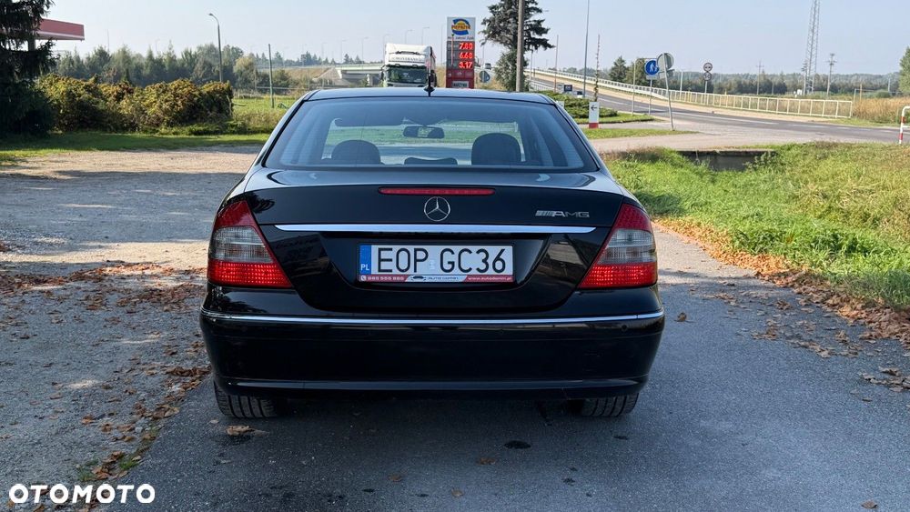 Mercedes-Benz Klasa E - 33