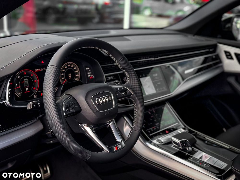Audi Q8 - 19