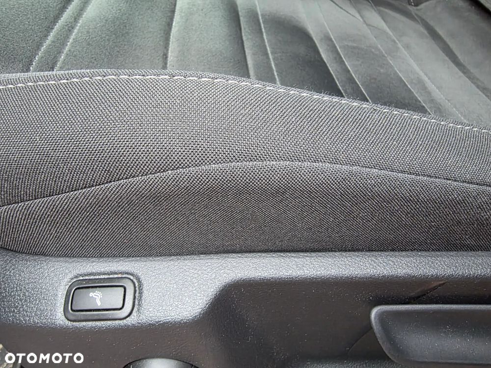 Volkswagen Touran 1.5 TSI EVO Comfortline Plus DSG - 6