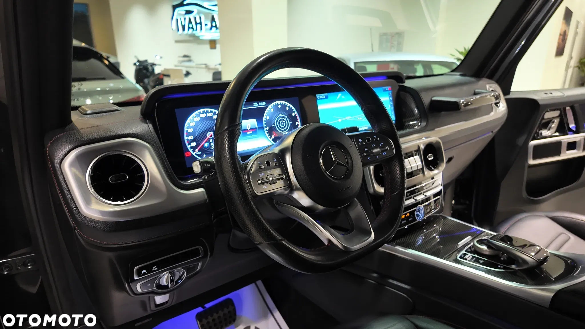 Mercedes-Benz Klasa G 500 9G-TRONIC Exclusive - 24