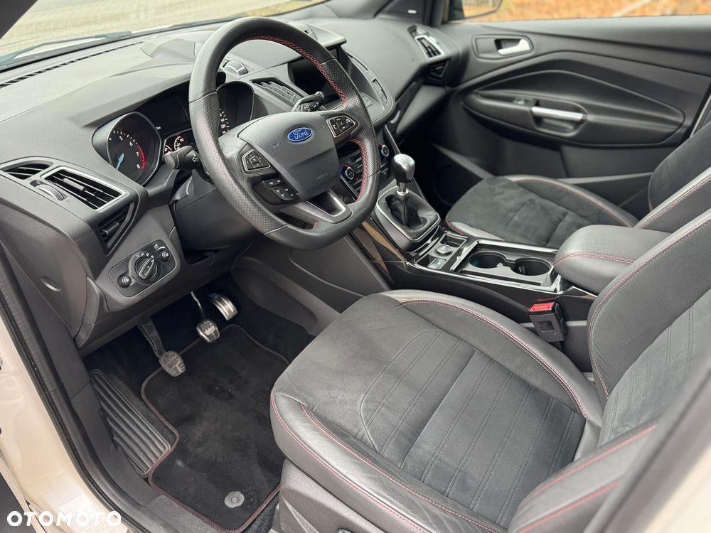Ford Kuga 1.5 EcoBoost FWD ST-Line ASS MMT6 - 7