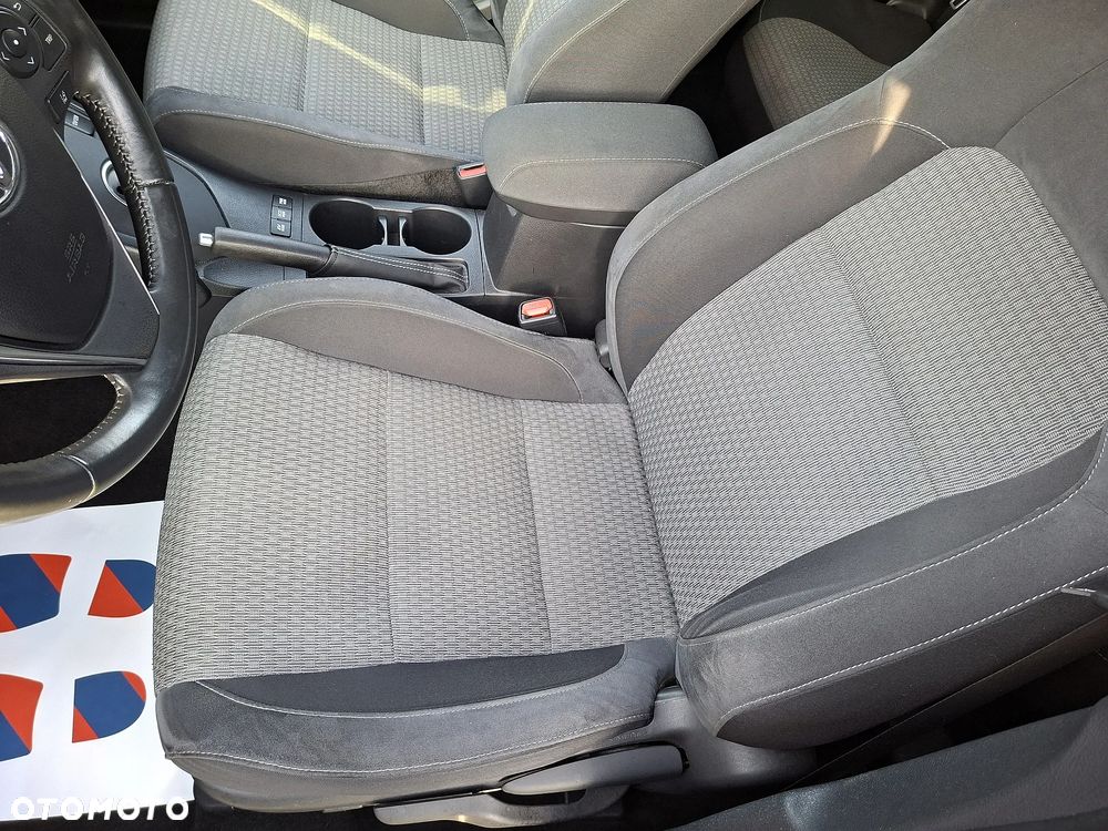Toyota Auris - 8