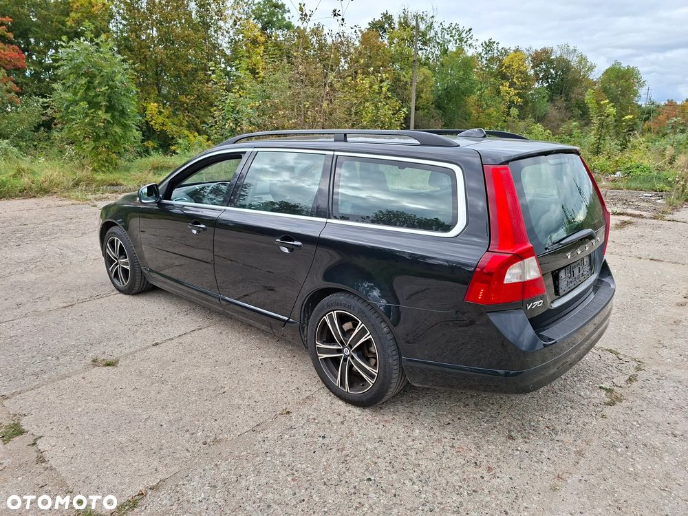 Volvo V70 2.5T Momentum - 10