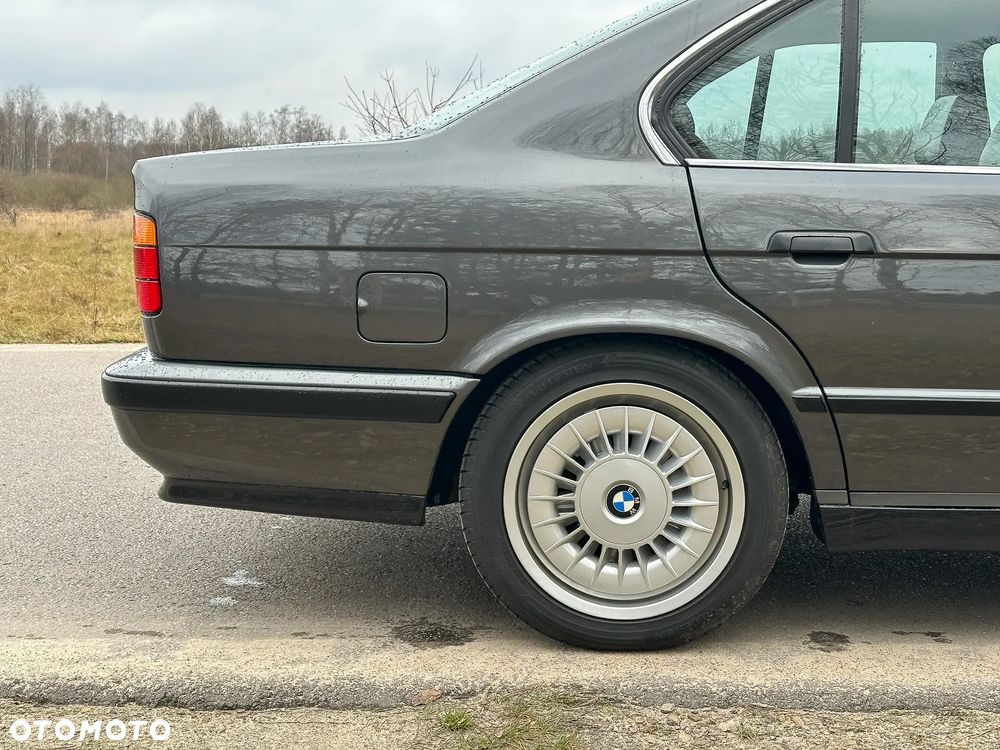 BMW M5 Standard - 15