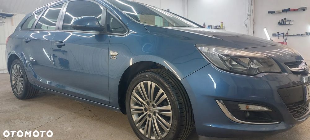 Opel Astra 1.4 T Cosmo - 16