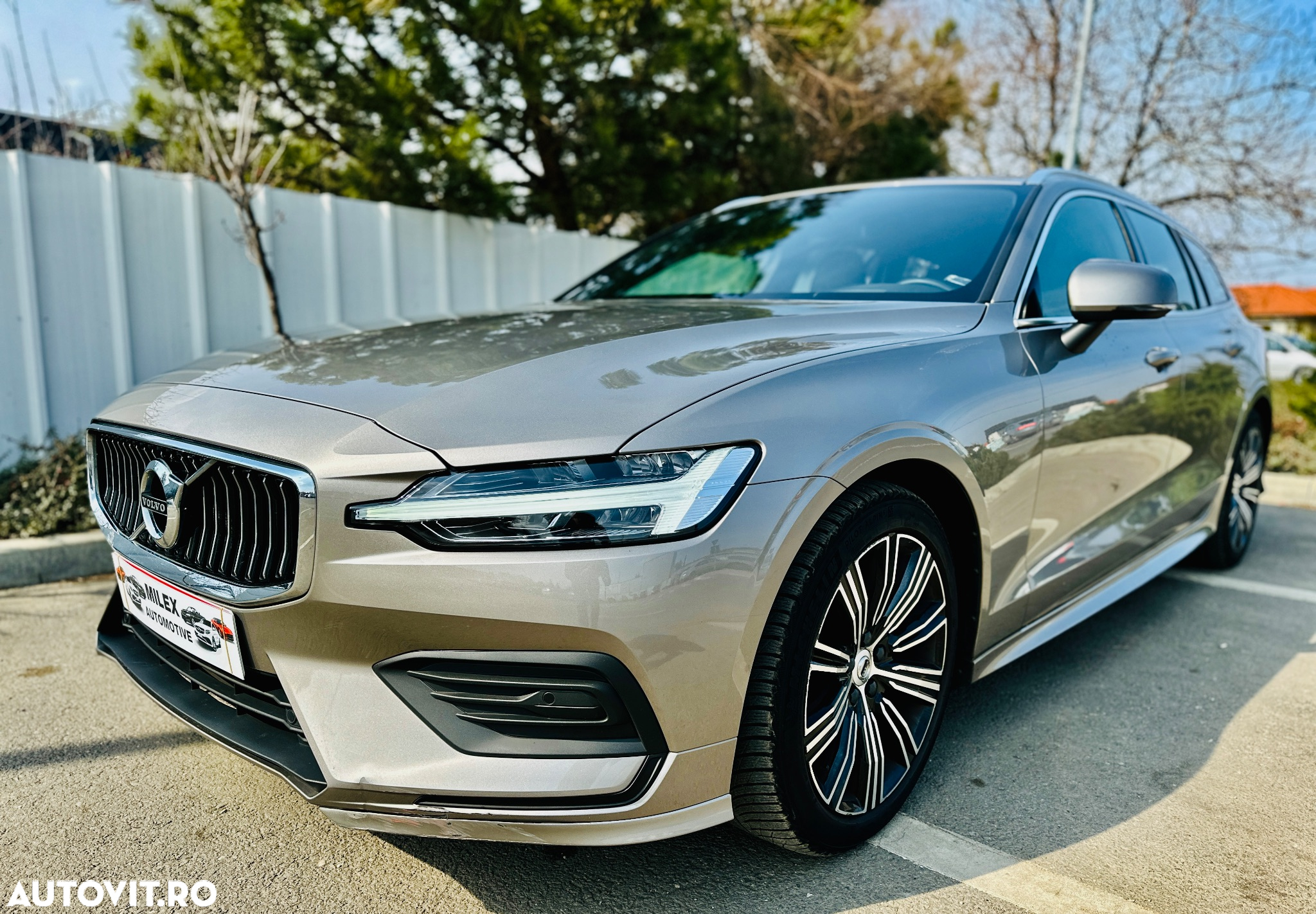 Volvo V60 T5 Geartronic Momentum - 2