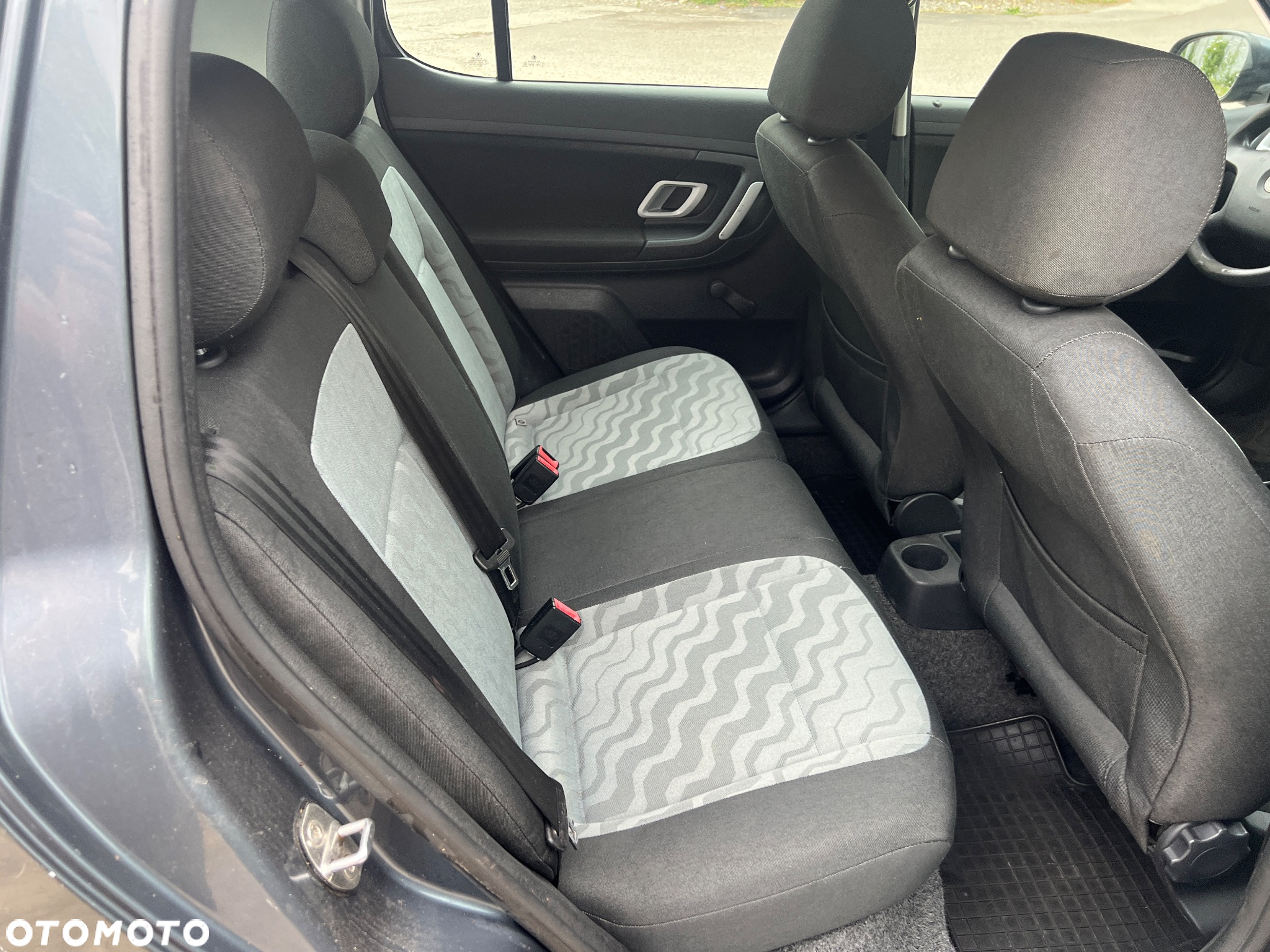 Skoda Fabia 1.4 16V Active Plus - 13
