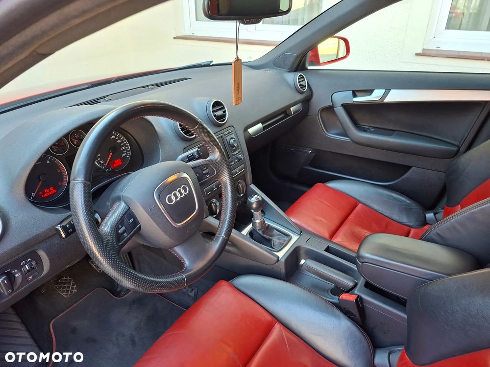 Audi A3 Sportback 2.0 TDI DPF S line Sportpaket plus - 18