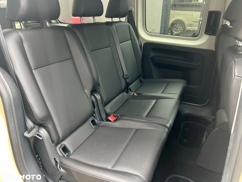 Volkswagen Caddy Maxi 2.0 TDI Highline DSG - 10