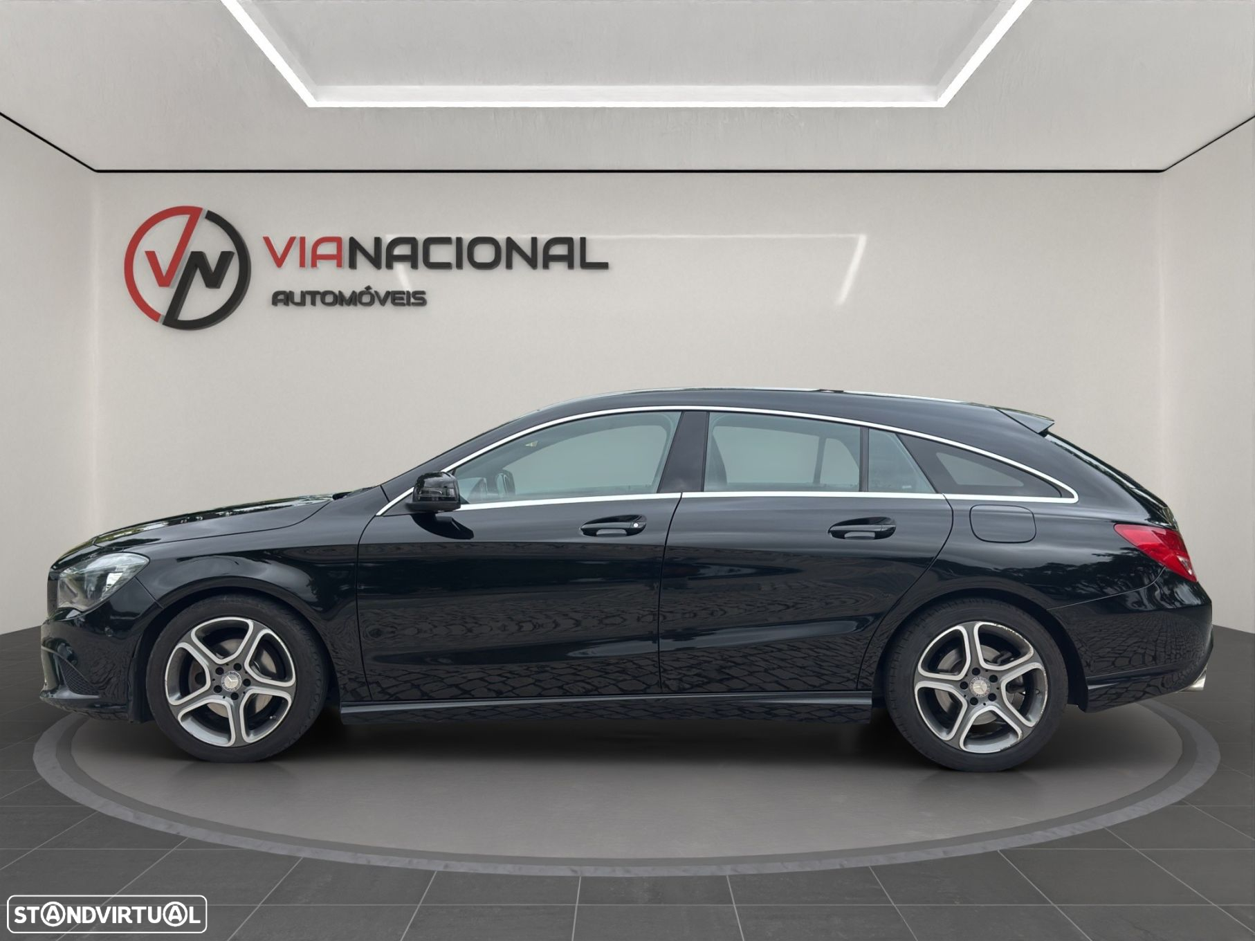 Mercedes-Benz CLA 180 d Shooting Brake Aut. - 4