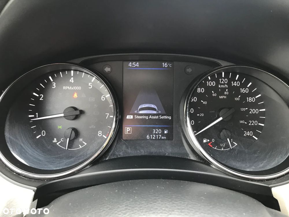 Nissan Qashqai - 10