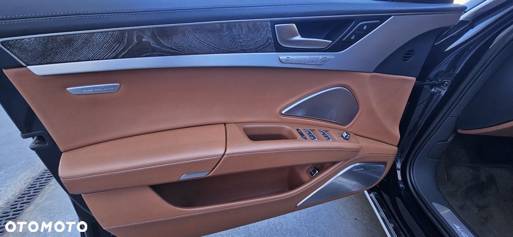 Audi A8 6.3 W12 FSI L Quattro - 14