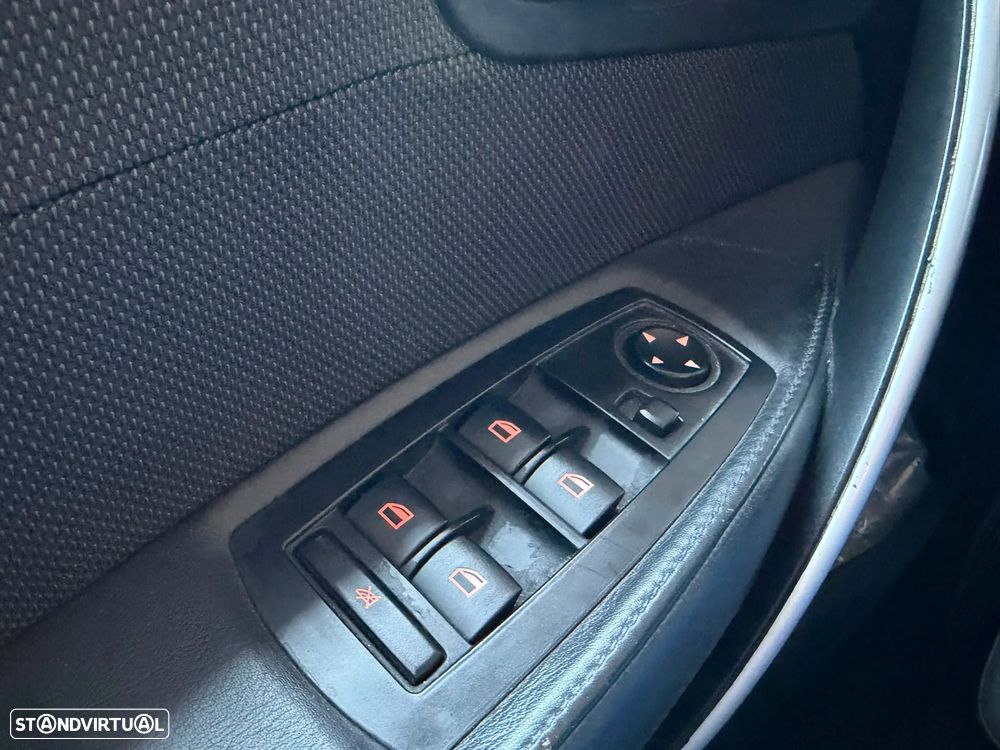 BMW X3 2.0 dA LifeStyle - 15