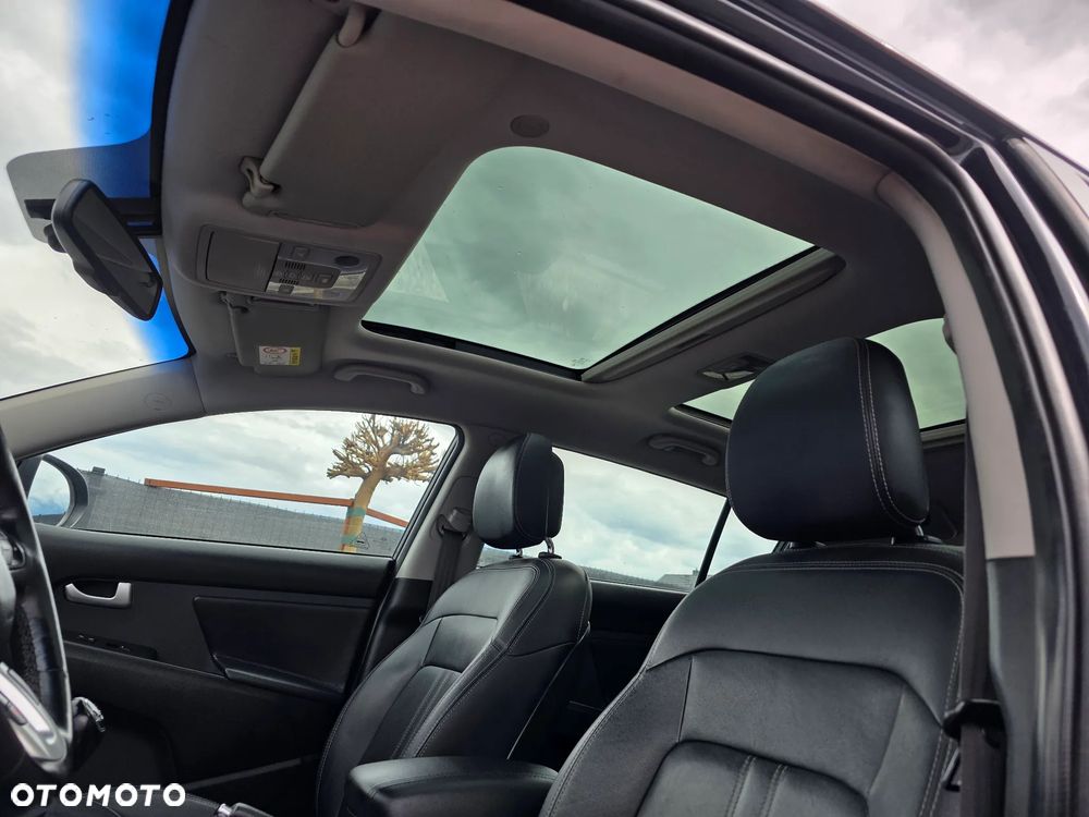 Kia Sportage 1.6 GDI 2WD Fifa World Cup Edition - 11