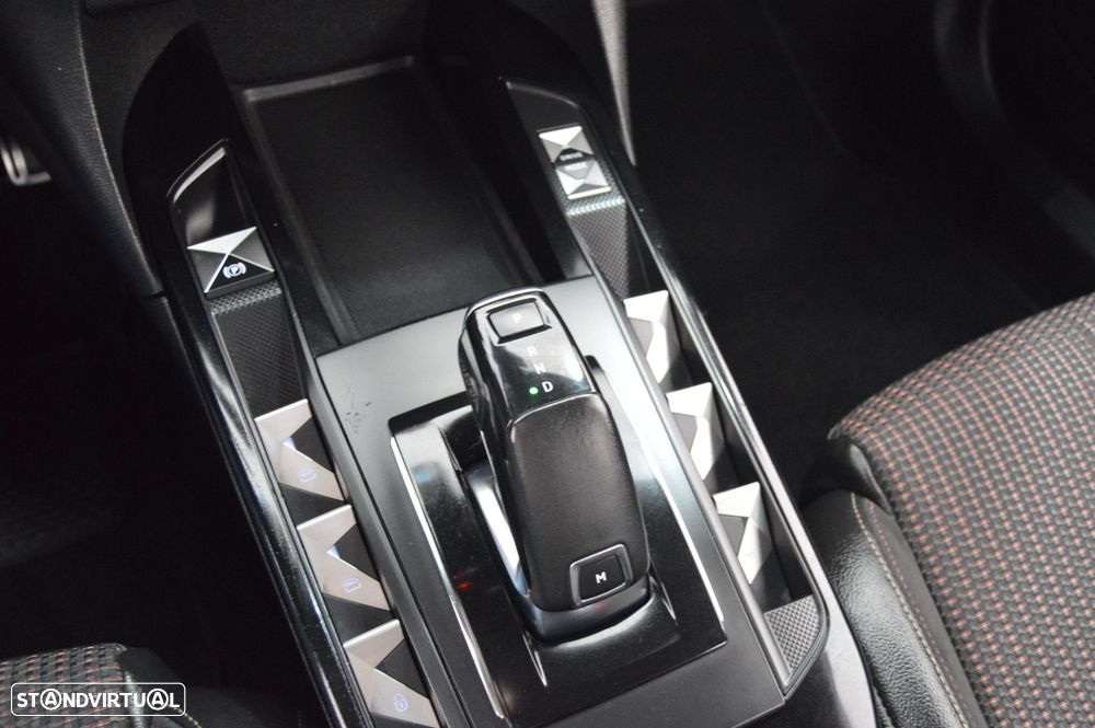 DS DS3 Crossback 1.2 PureTech Grand Chic EAT8 - 28