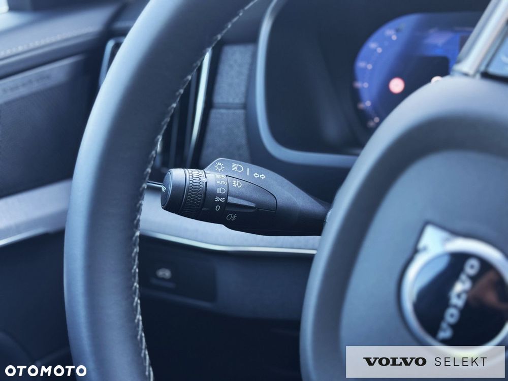 Volvo XC 90 - 25