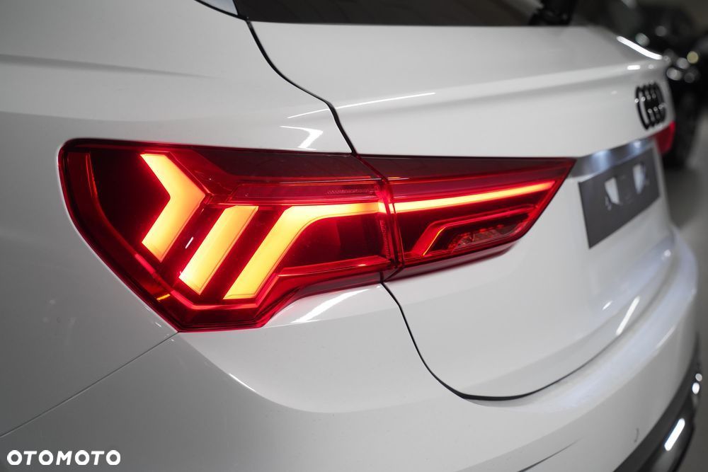 Audi Q3 Sportback 35 TFSI mHEV S-Line S tronic - 17