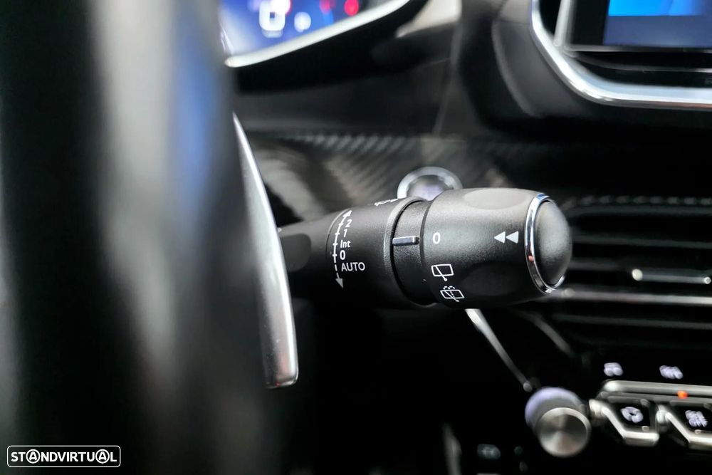 Peugeot 2008 1.5 BlueHDi GT Line EAT8 - 18
