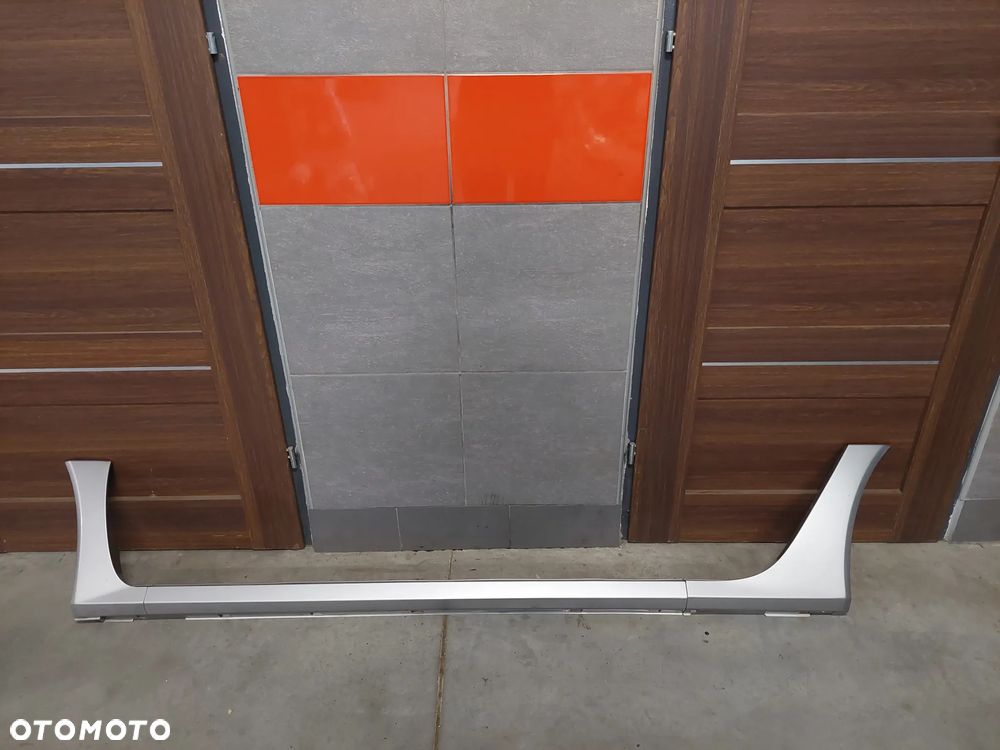 LISTWA PROGOWA KOMPLET LEWA STRONA RENAULT KOLEOS R2009 2,5 B NR 76851JY00A