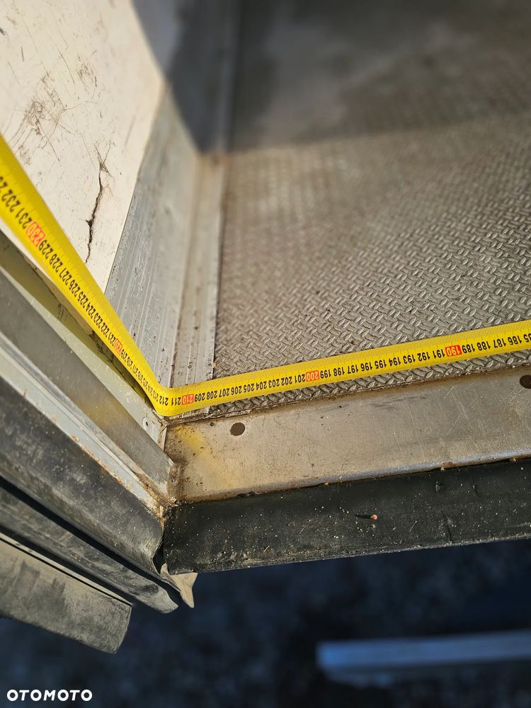 Mercedes-Benz Sprinter - 21