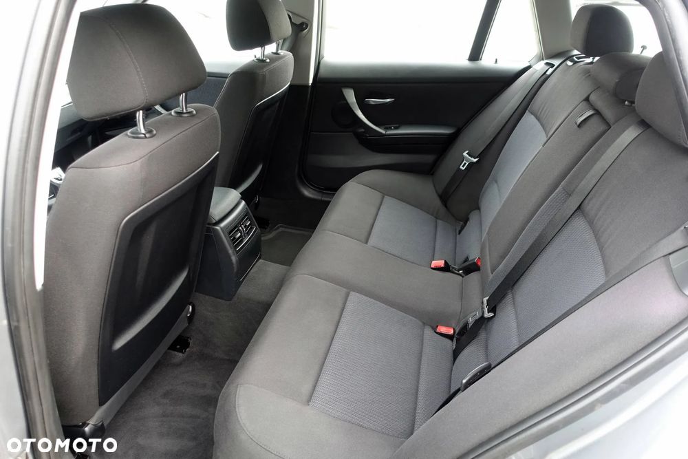 BMW Seria 3 - 14