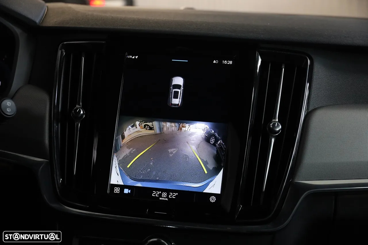 Volvo V90 2.0 B4 Momentum Plus Geartronic - 19
