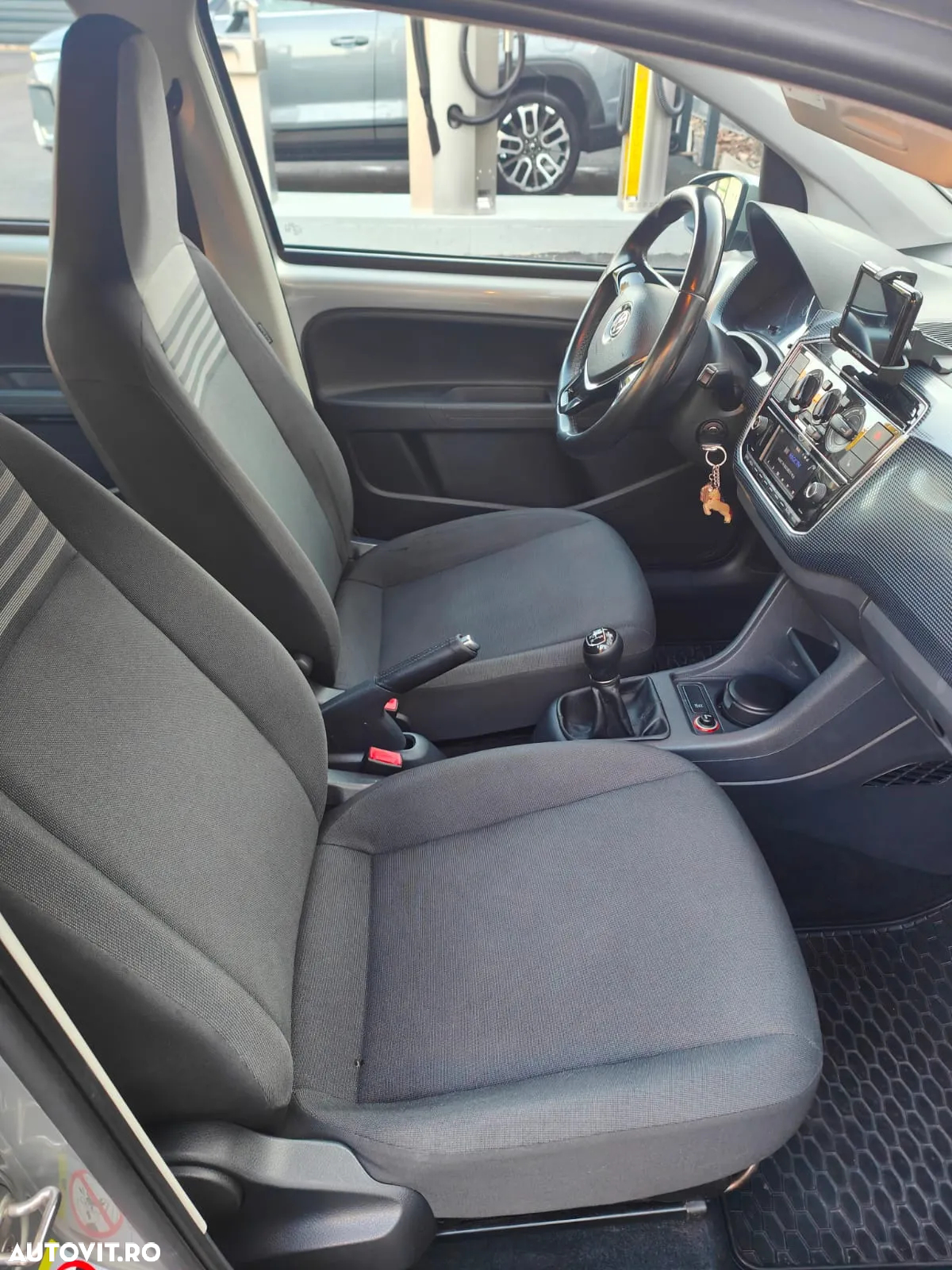 Volkswagen up! - 8