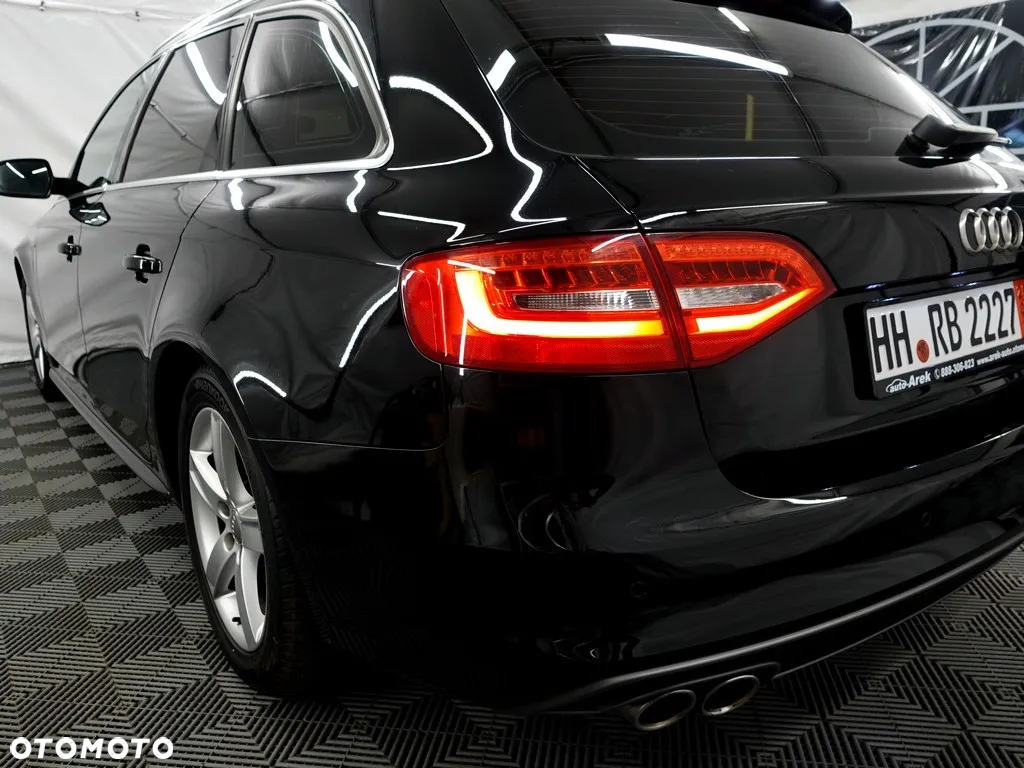 Audi A4 2.0 TDI DPF quattro S line Sportpaket - 30