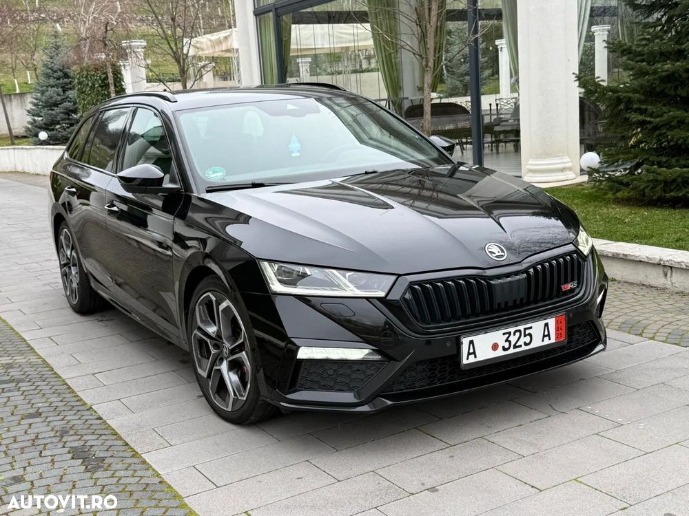 Skoda Octavia 2.0 TDI DSG RS Plus - 38