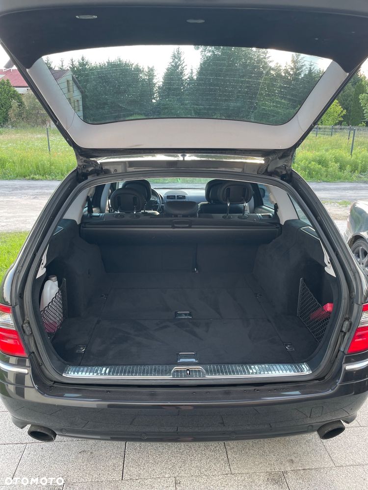 Mercedes-Benz Klasa E 280 CDI 4-Matic Avantgarde - 30