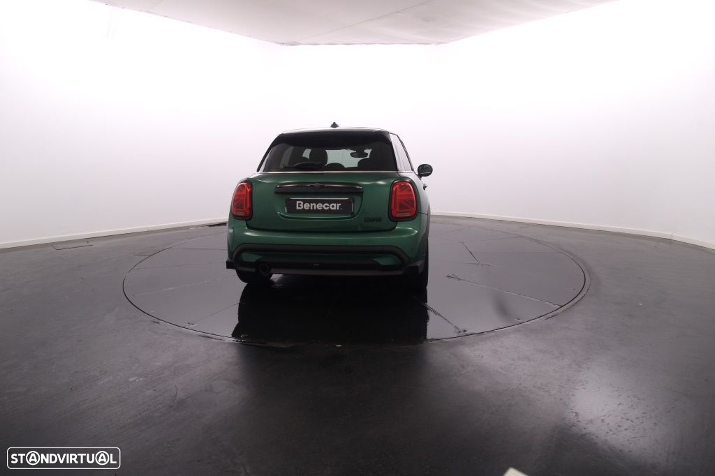 MINI 5 Portas Cooper Classic Auto - 6