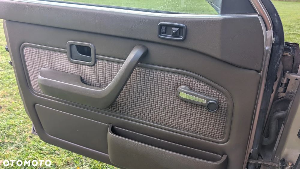 BMW Seria 5 524 d - 17