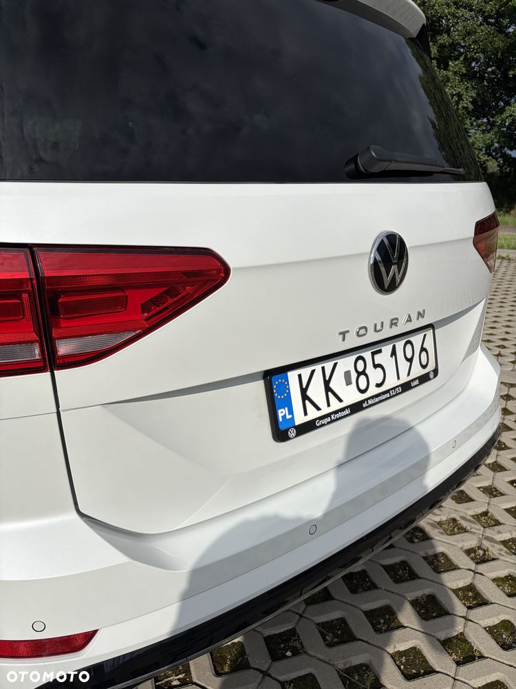 Volkswagen Touran - 18