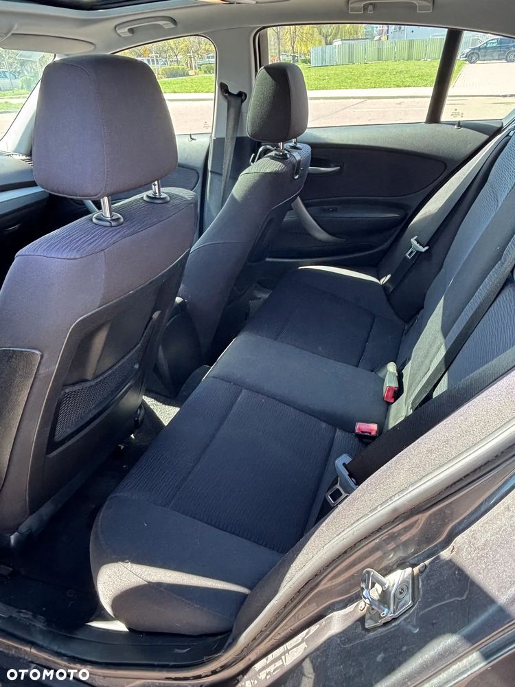 BMW Seria 1 - 16