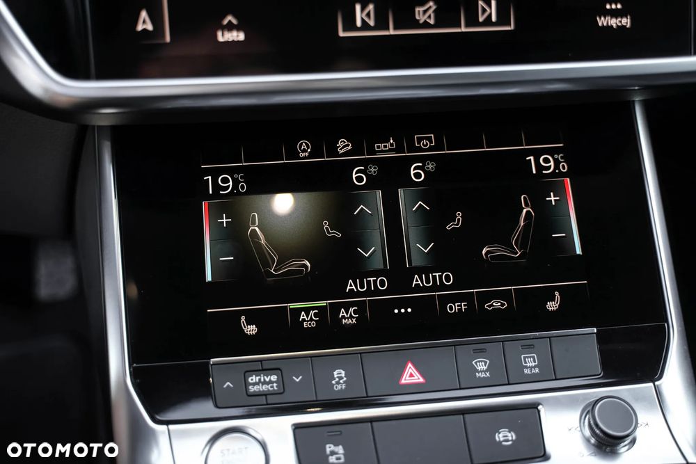 Audi A6 Allroad - 32