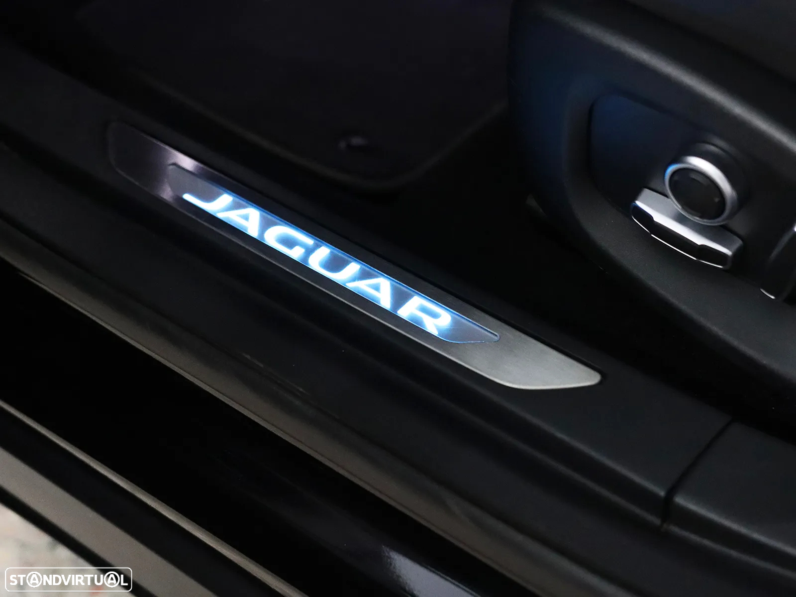 Jaguar I-Pace EV400 AWD R-DYNAMIC SE - 31