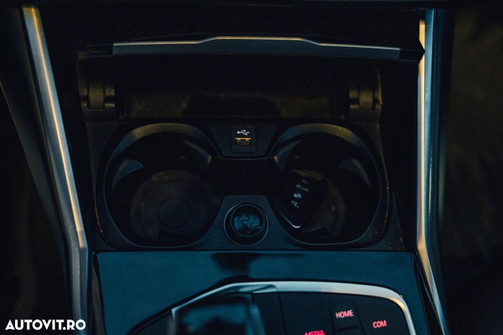 BMW Seria 3 320d xDrive Aut. - 14