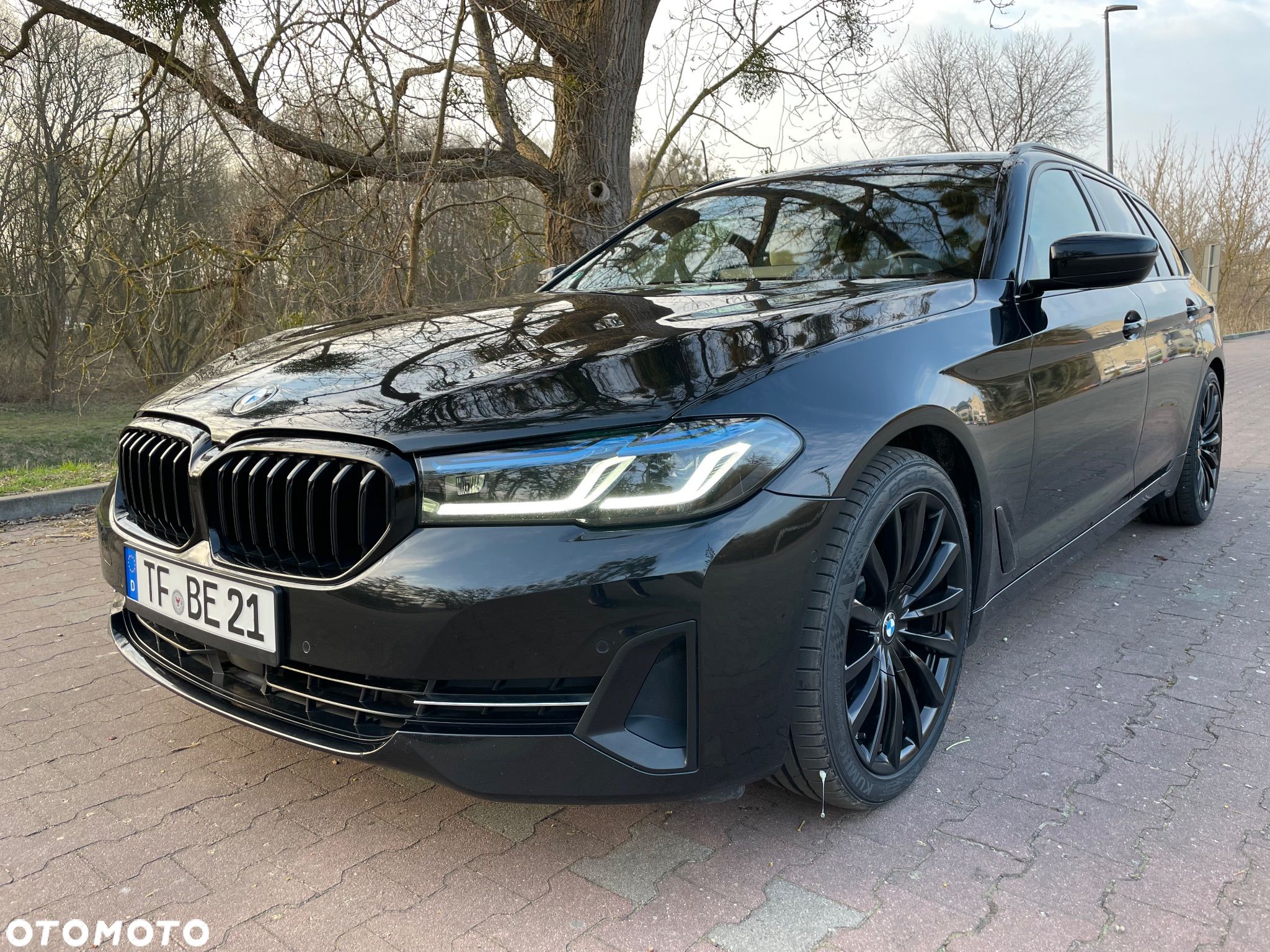 BMW Seria 5 520d Touring Luxury Line - 1
