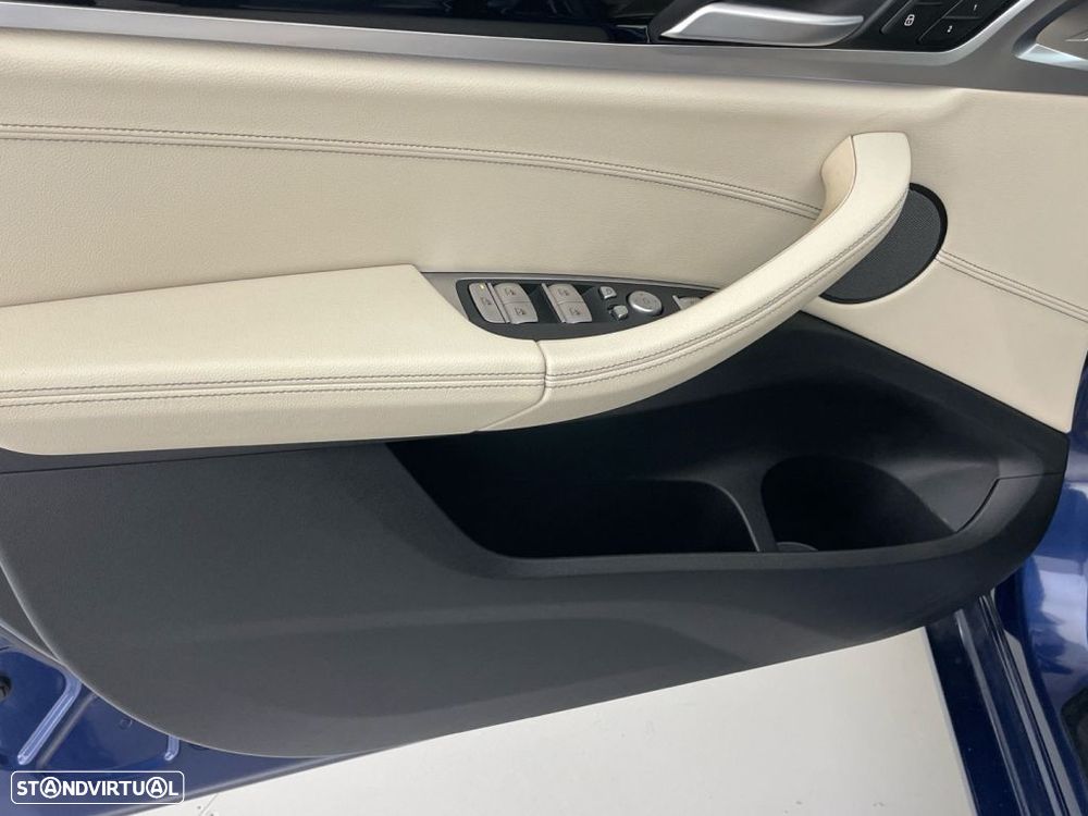 BMW iX3 M Sport Impressive - 16