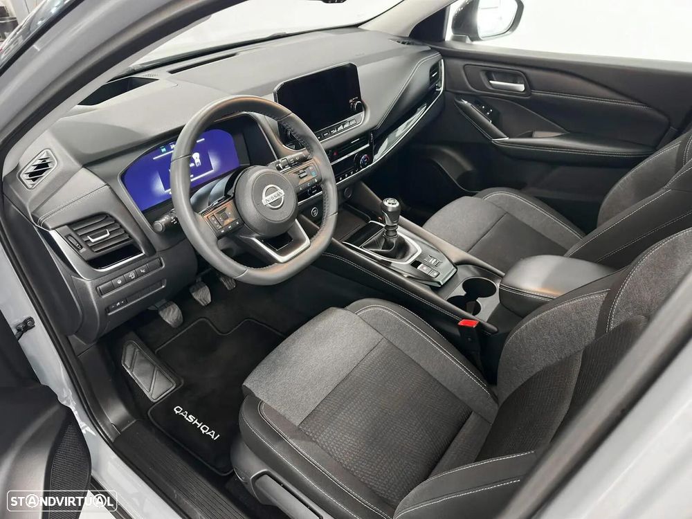 Nissan Qashqai 1.3 DIG-T MHEV Premiere Edition - 8