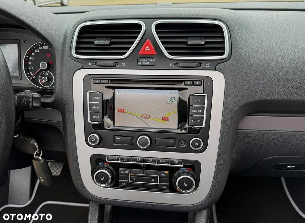 Volkswagen Eos 1.4 TSI BlueMotion Technology Sport & Style - 28