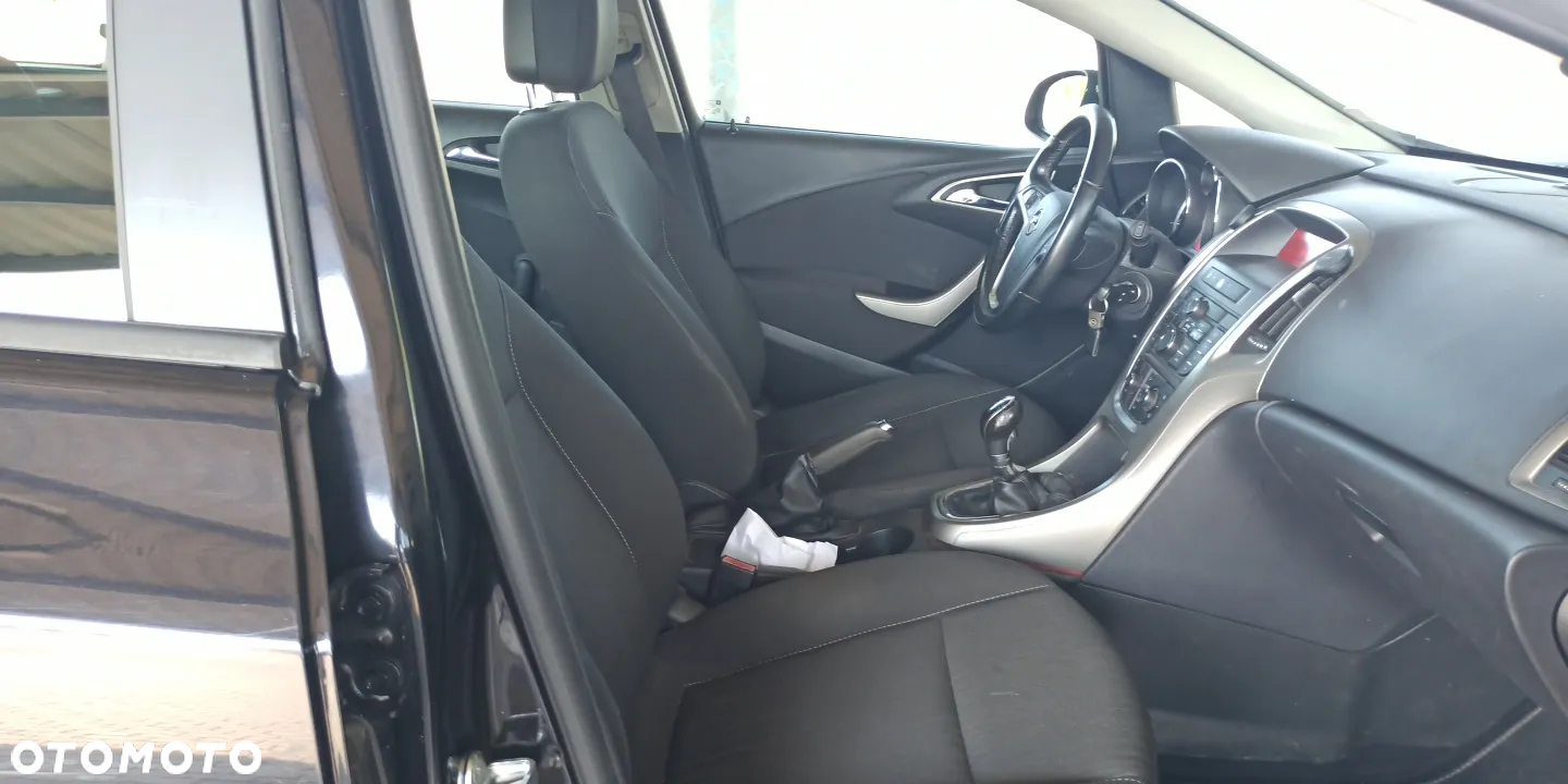 Opel Astra 1.3 CDTI DPF Active - 24