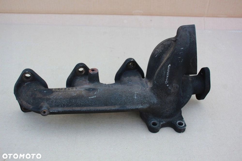 Kolektor wydechowy BMW e81 e82 e87 e88 N47S 123d 7812259 DIESEL 204KM - 1