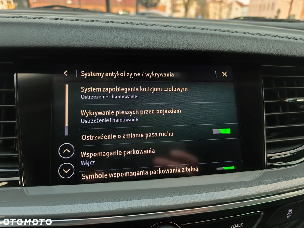 Opel Insignia 1.6 Automatik Innovation - 25